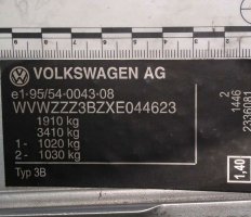 Falšovaný typový štítok VW Passat Falšovaný typový štítok VW Passat